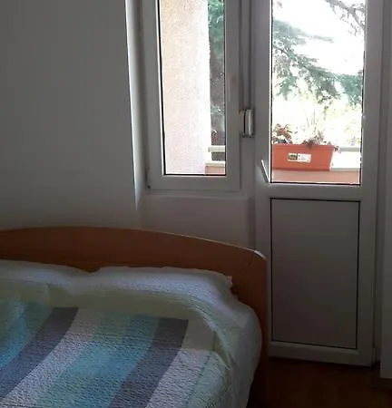 Heart Of Downtown Apartment